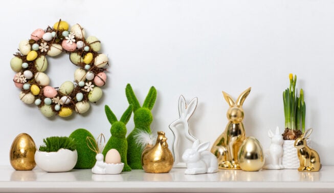 Stroik wielkanocny na stół: jak samodzielnie przygotować świąteczną dekorację?