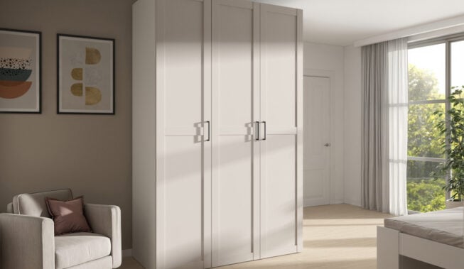 Organizacja szafy w sypialni: jak o nią właściwie zadbać?