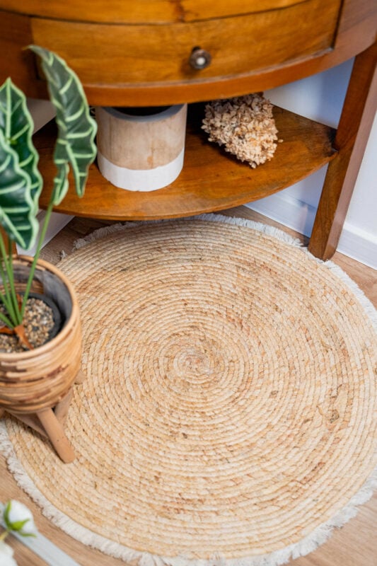 Dywan z liści kukurydzy - aranżacja