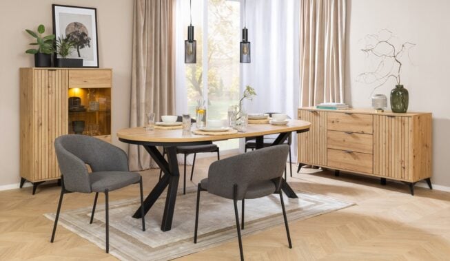 Jak dobrać stół i krzesła do jadalni, by stworzyć przestrzeń idealną do spotkań? Sprawdzamy!