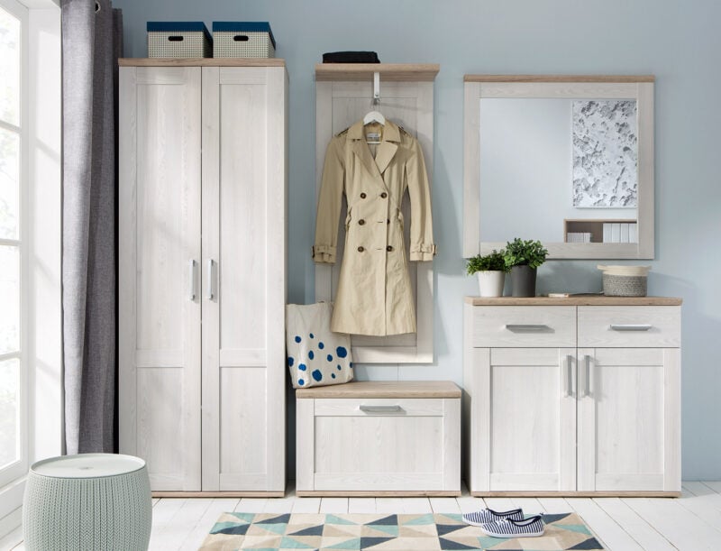 Meble z kolekcji Romance - aranżacja przedpokoju