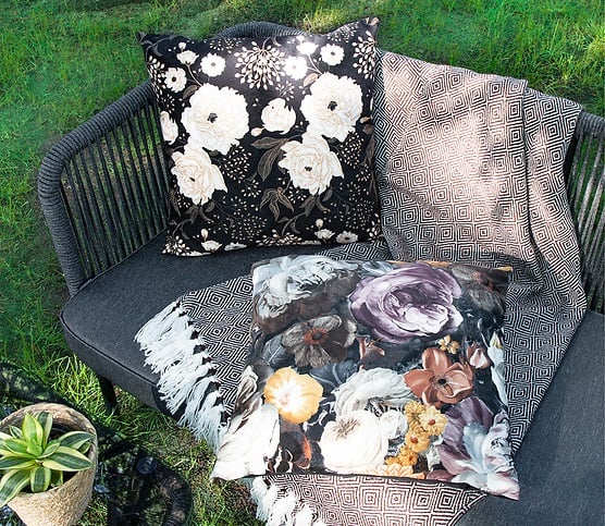 Koc Belfast - aranżacja w ogrodzie