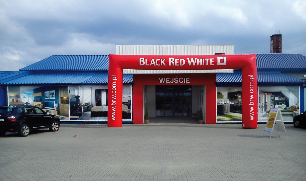 Salon partnerski Black Red White w Jabłonce