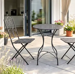 Zobacz stoły i stoliki