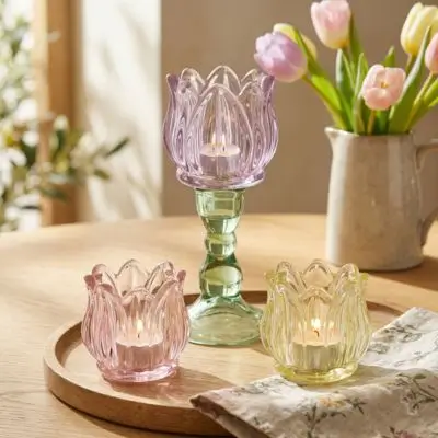 Sprawdź świece i świeczniki