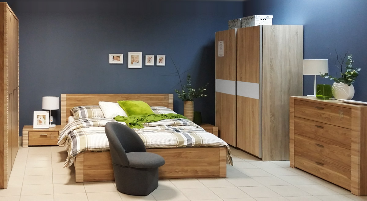 Ekspozycja mebli Black Red White w salonie partnerskim w Strzelcach Opolskich