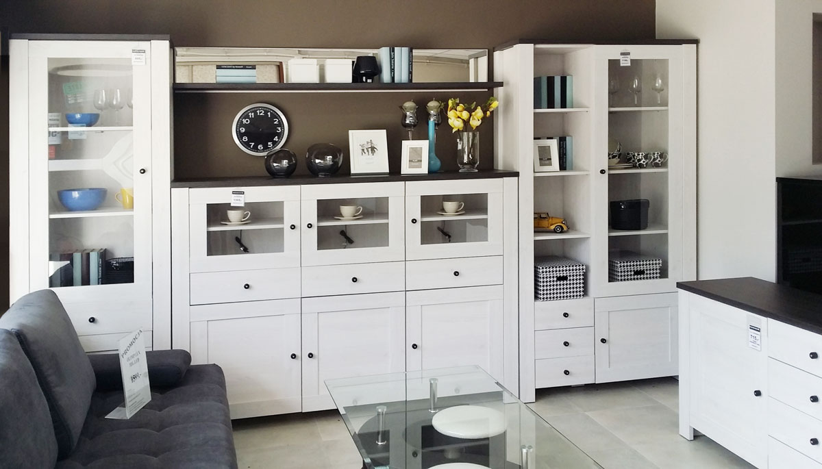 Ekspozycja mebli Black Red White w salonie partnetrskim w Złotoryi